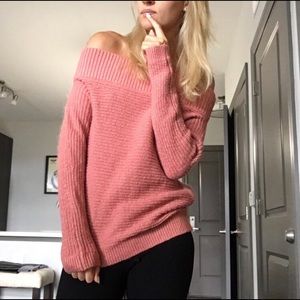 Off the shoulder Express Sweater in Pink